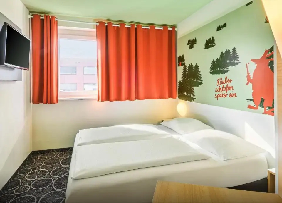 Accessible Double room (full double bed)