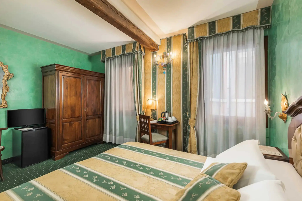 Superior Double room (twin beds)