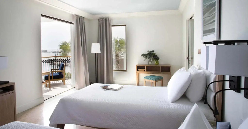 Ouranos Family Quadruple room with sea view