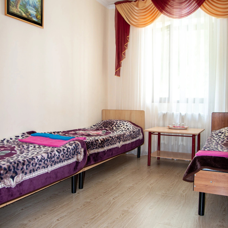 Economy Sextuple room