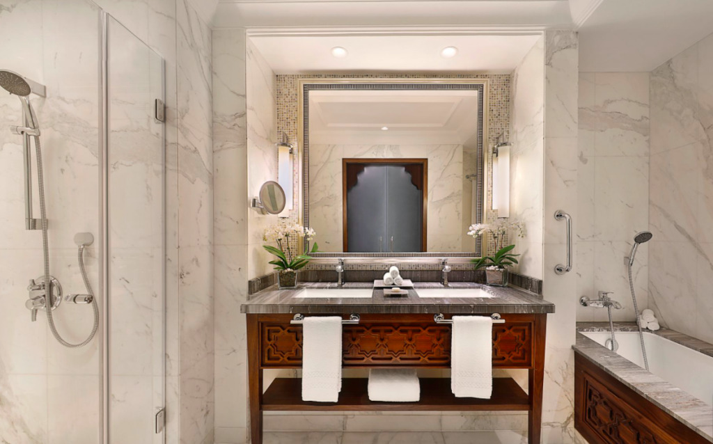 The Ritz-Carlton, Dubai