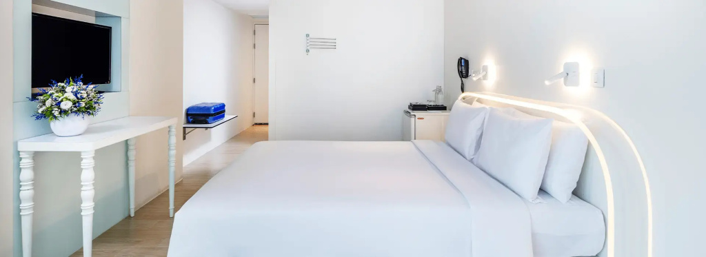 Mood S Double room (full double bed)
