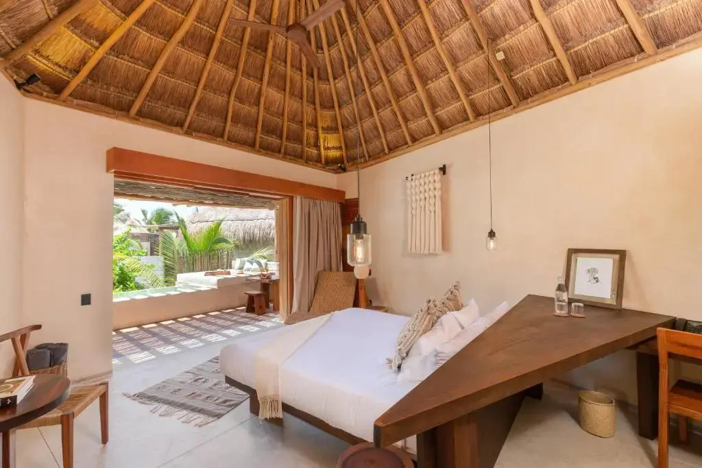 Jungle View First Floor Double Suite full double bed