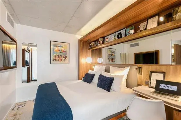 Deluxe Double room with garden view (full double bed)
