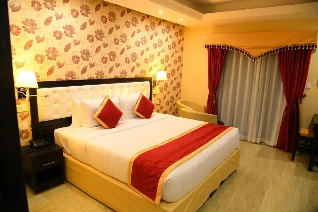 Superior Double room (full double bed)