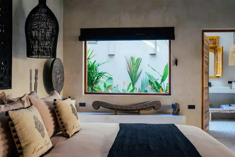 Pool Karma room