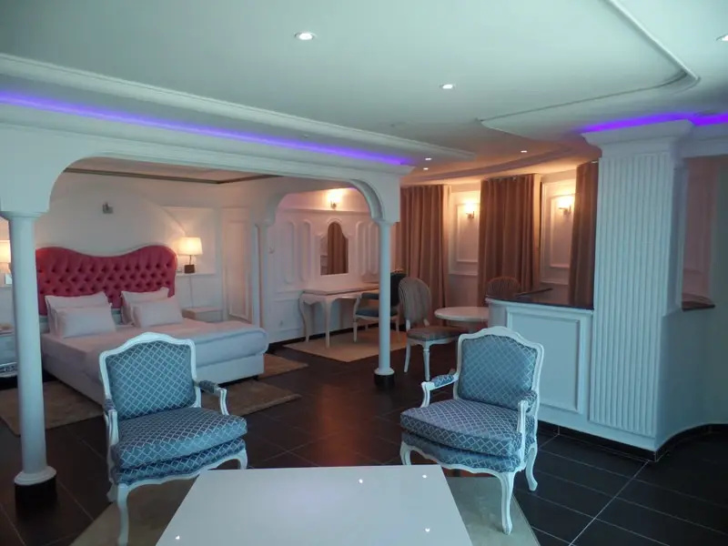 Senior Suite