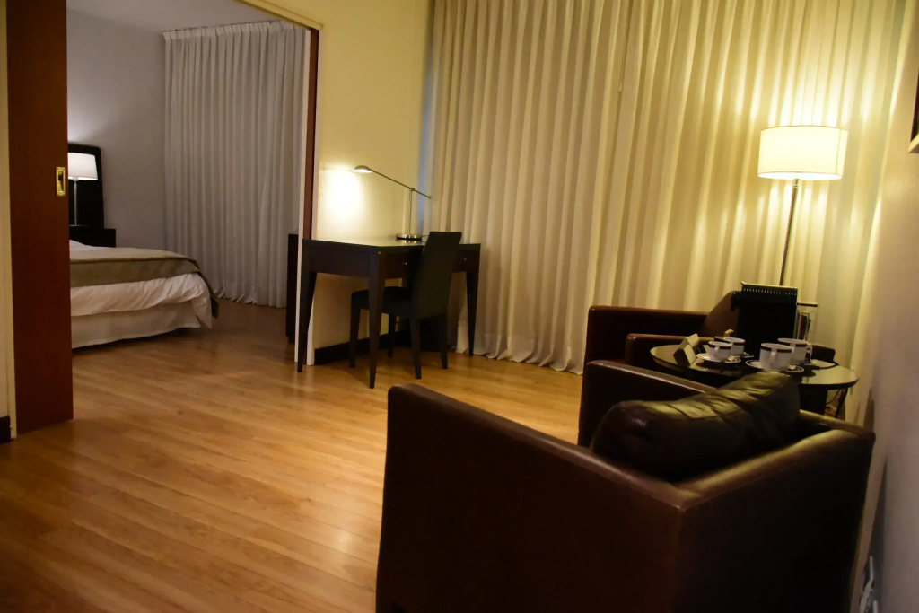 Ros Tower Hotel - Chambres