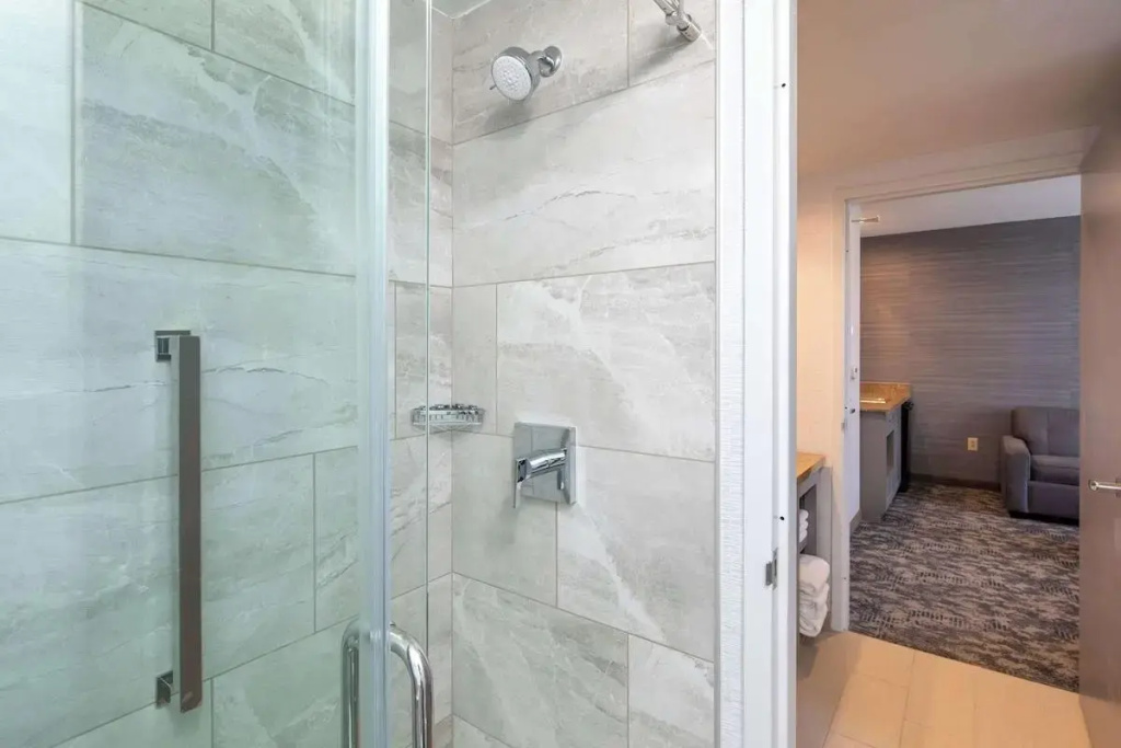 Embassy Suites by Hilton Portland Maine - Chambres