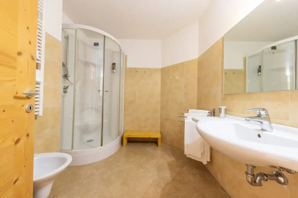 Hotel Alpine Mugon - Chambres