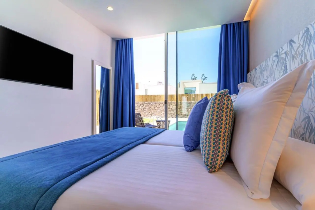 Resort Cordial Santa Agueda & Perchel Beach Club - 5