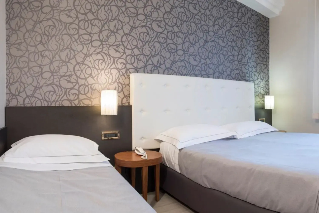Hotel Astra Ferrara - Chambres