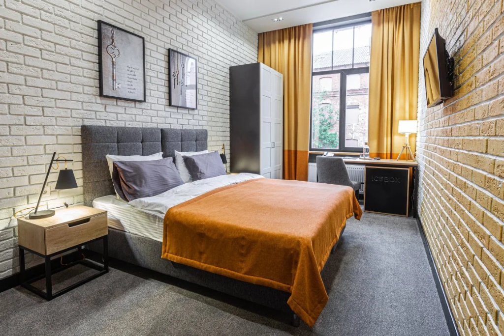Key Hotel Room Type - Standard Double room twin beds