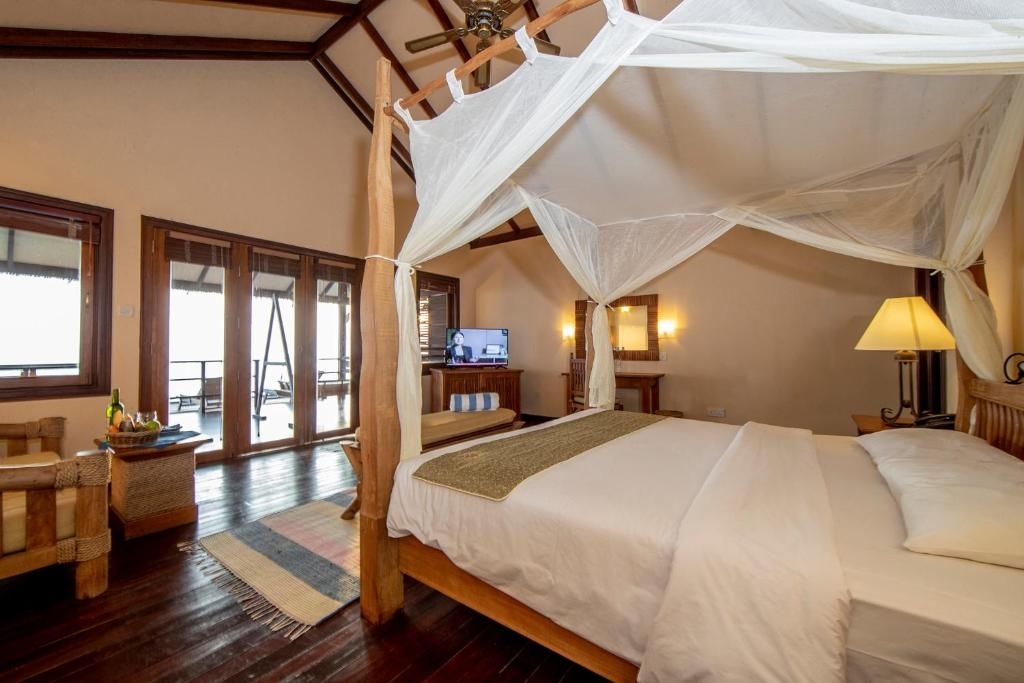 Filitheyo Island Resort