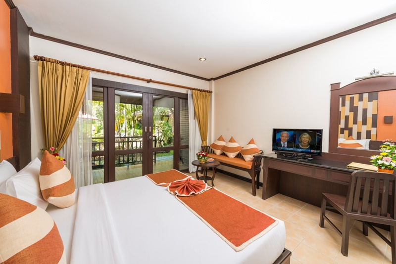 Superior Double room with pool view (twin beds)