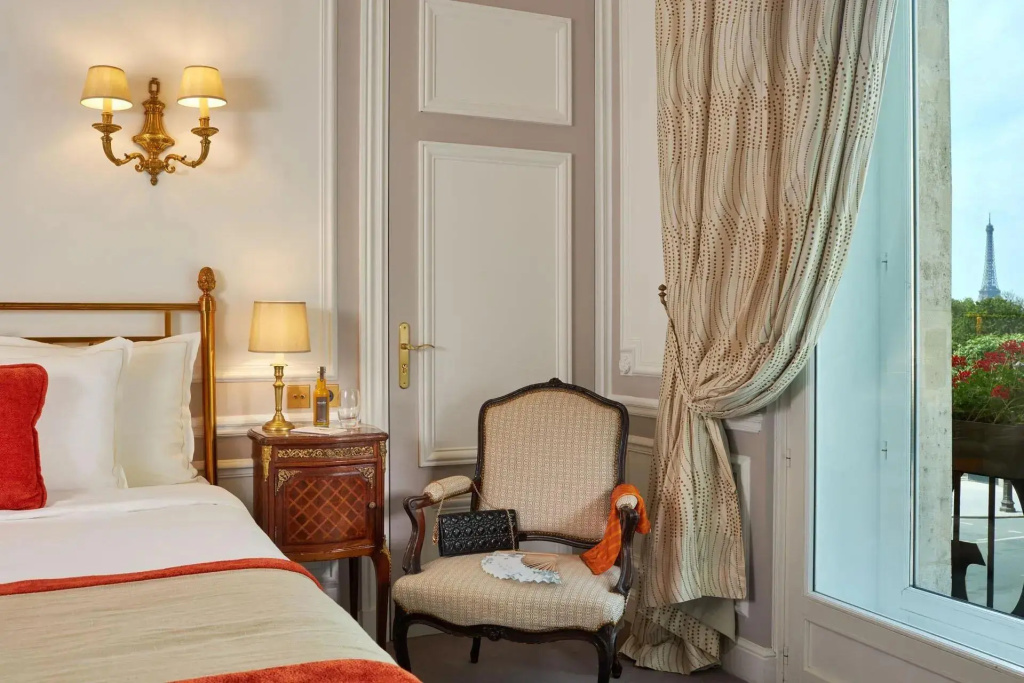 Hotel Regina Louvre 112