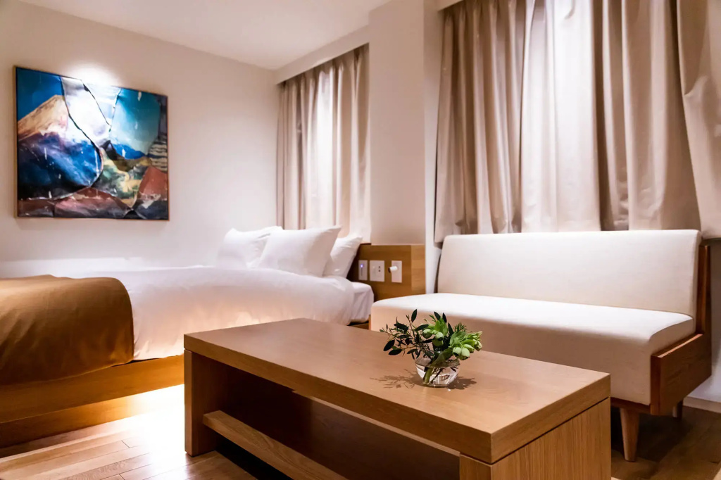 Double room (full double bed)