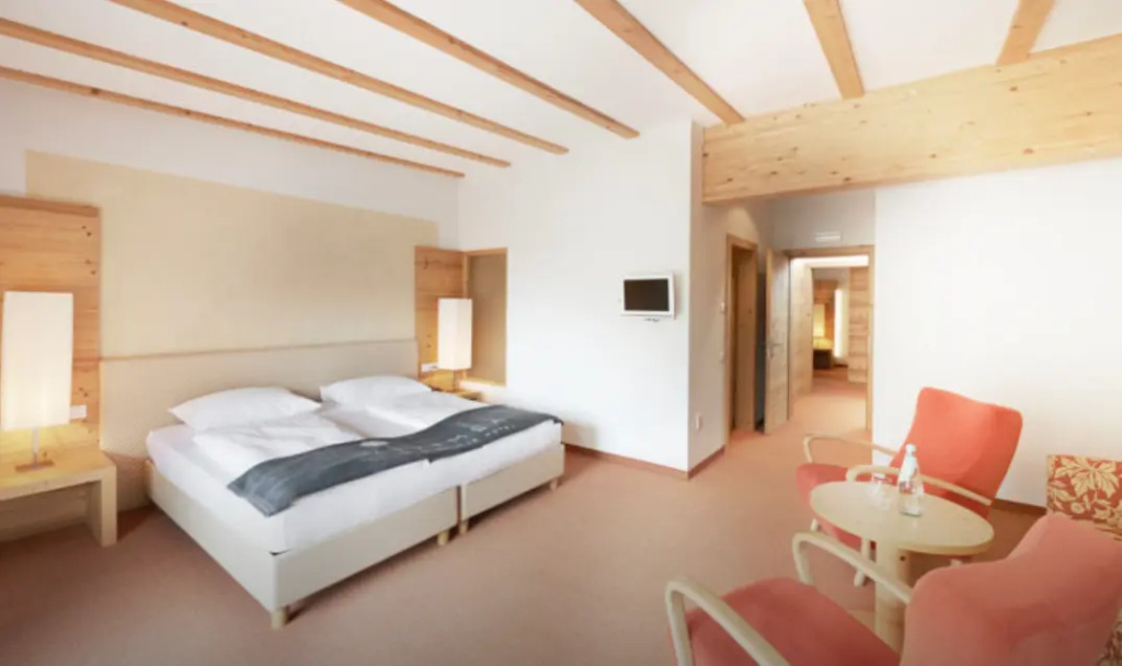 2 Bedrooms Cloud Suite
