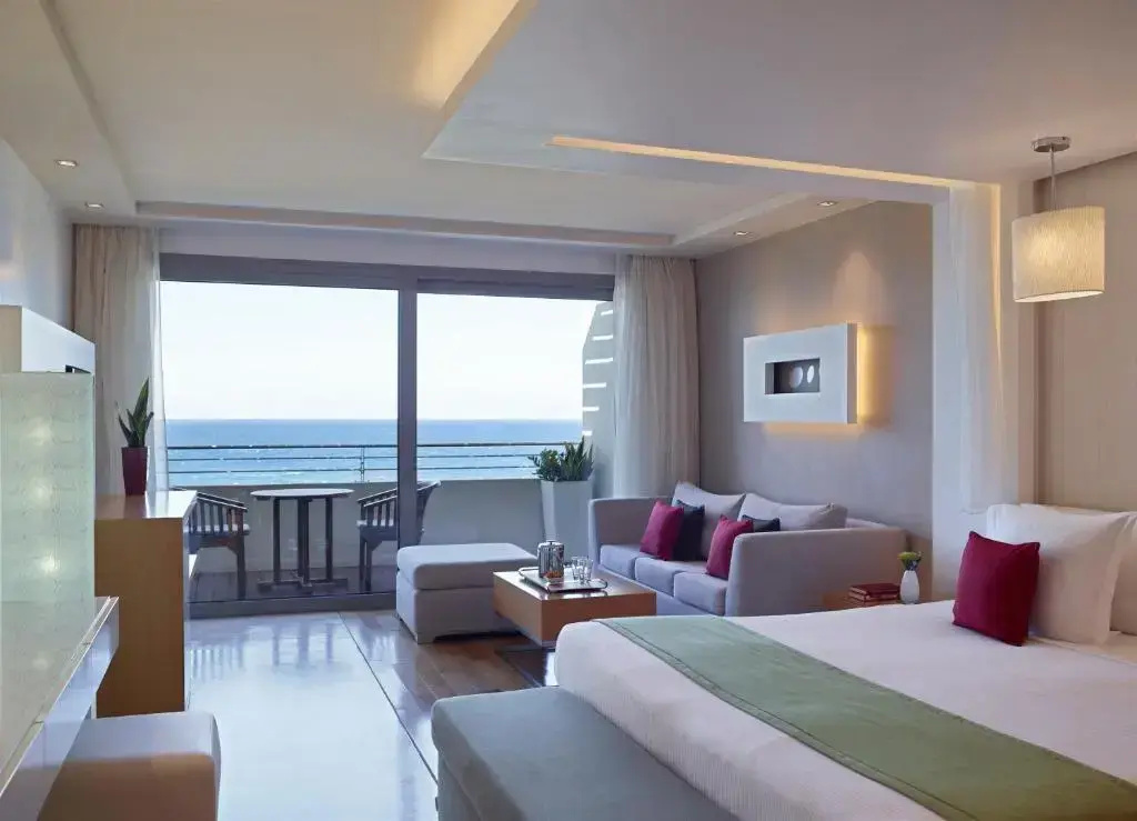 Double Elite Suite with sea view (full double bed)