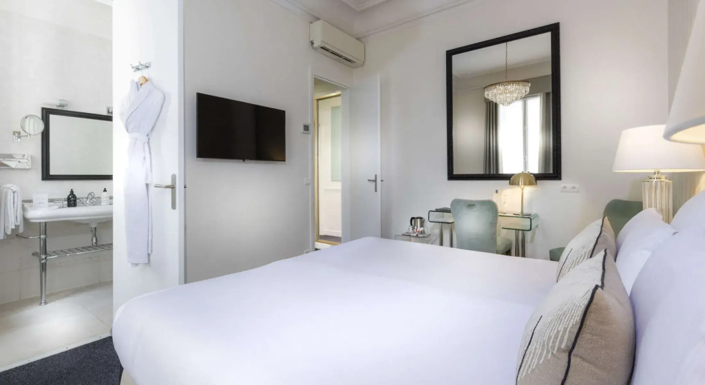 Classic Double room (twin beds)