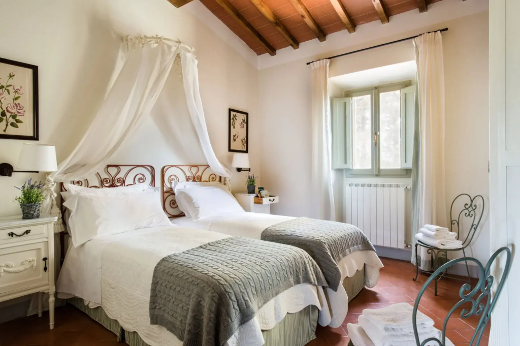 Camino Quadruple Apartment