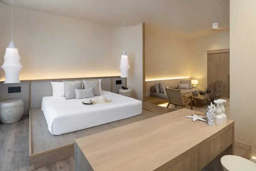 Grand with Jacuzzi Suite with sea view