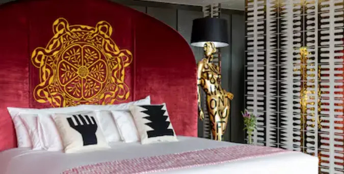 Double Nhow Penthouse (full double bed)