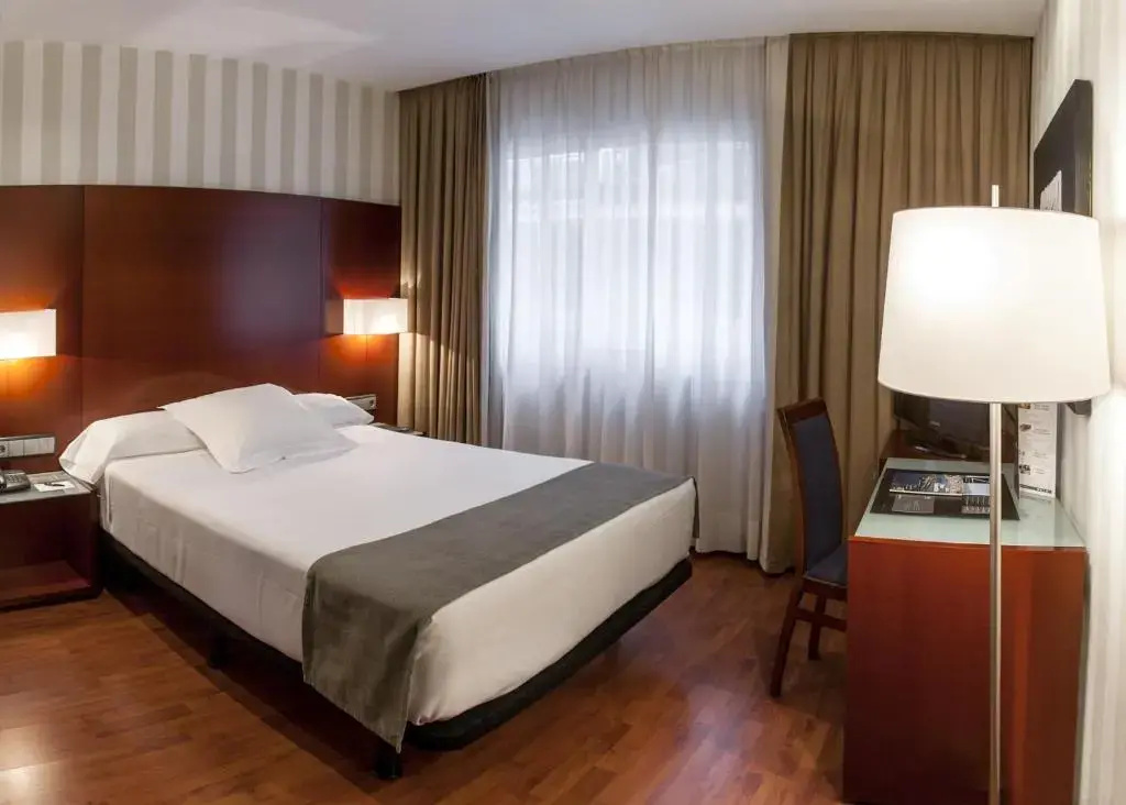 Single room (single bed)