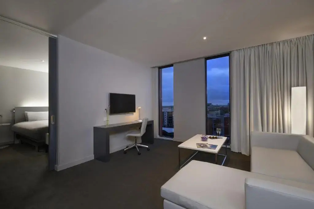 INNSiDE by Meliá Manchester - Tap to explore photos