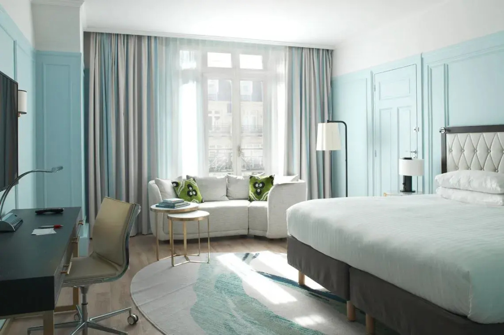 Deluxe Connecting room