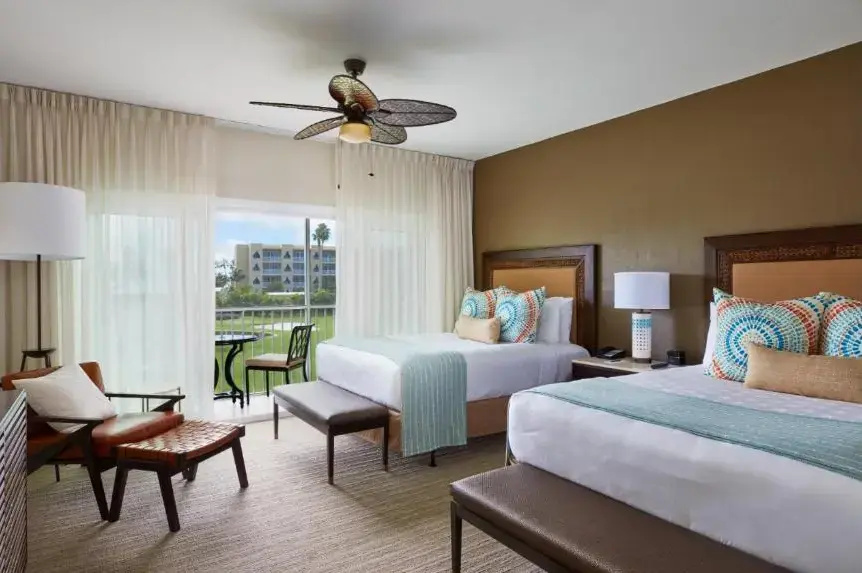 Golf Course Quadruple room