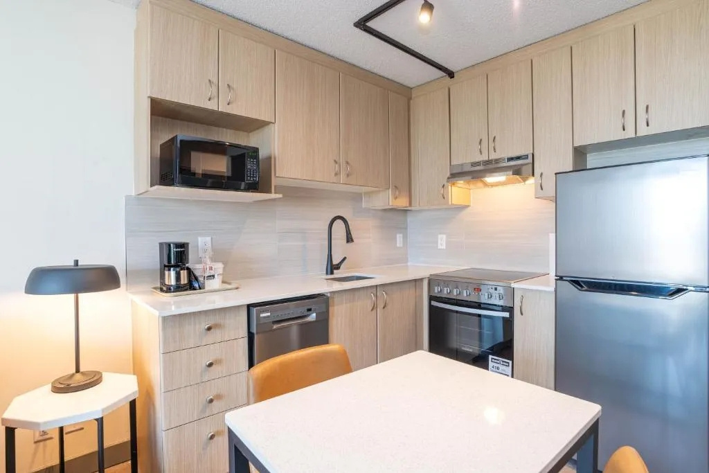 Sandman Suites Vancouver on Davie - Chambres