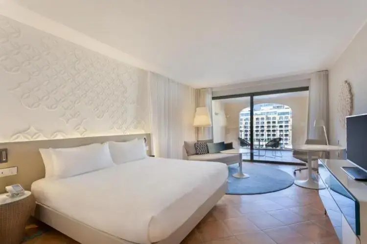 Deluxe Double room with balcony and with marina view (full double bed)