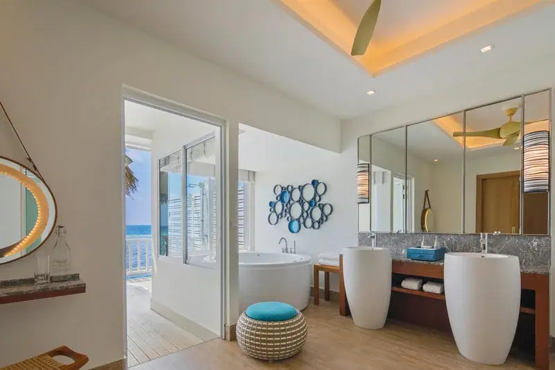 Machchafushi Island Resort & Spa Maldives, The Centara Collection - Chambres