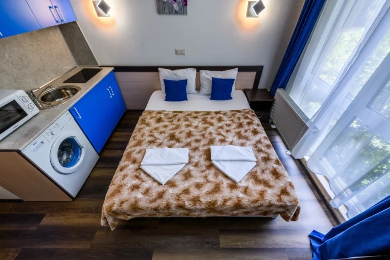 Smart Romance Double Studio (full double bed)