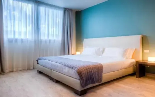 Superior Double Studio full double bed