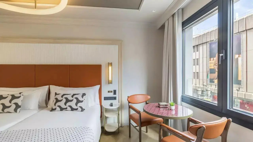 Superior Double room (full double bed)