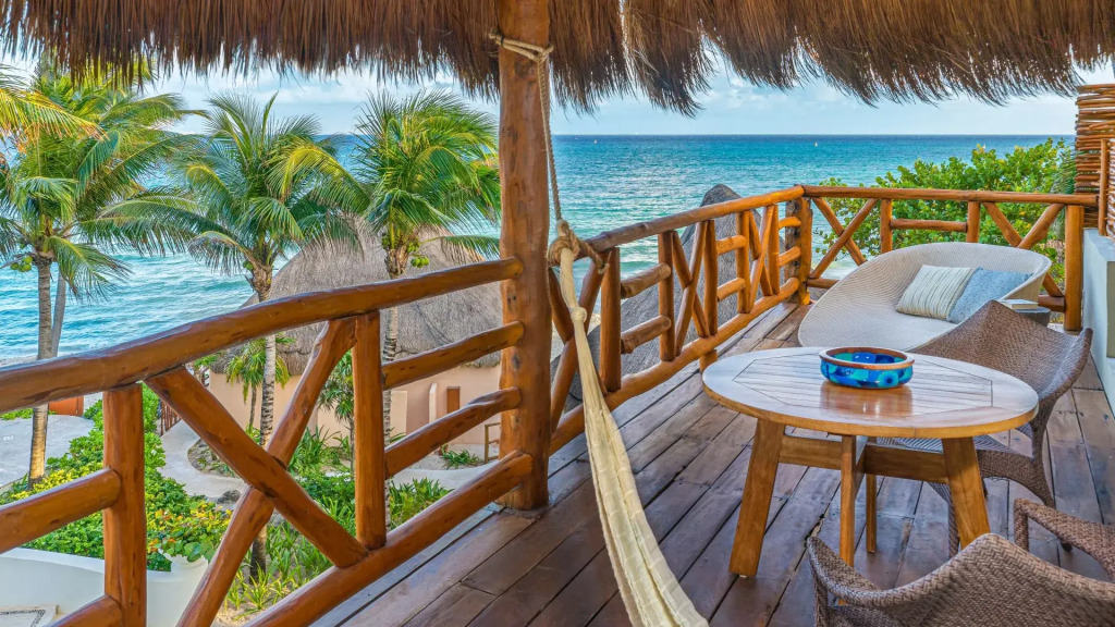 Двухместный Пентхаус  двуспальная кровать в Shangri-la Caribe Beach Village Resort