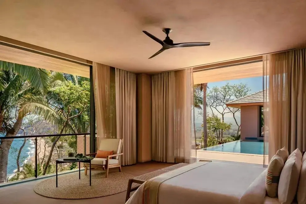 6 Bedrooms No. 02 Private Home