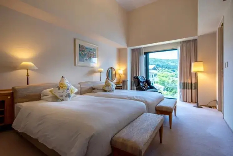Hakone Hotel Room Type - Lake View Double Suite (twin beds)