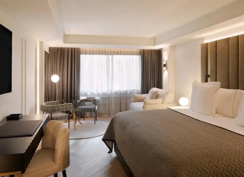 Superior Double room (full double bed)