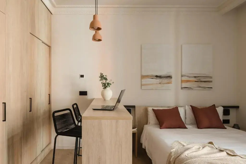 Superior Double Studio (full double bed)