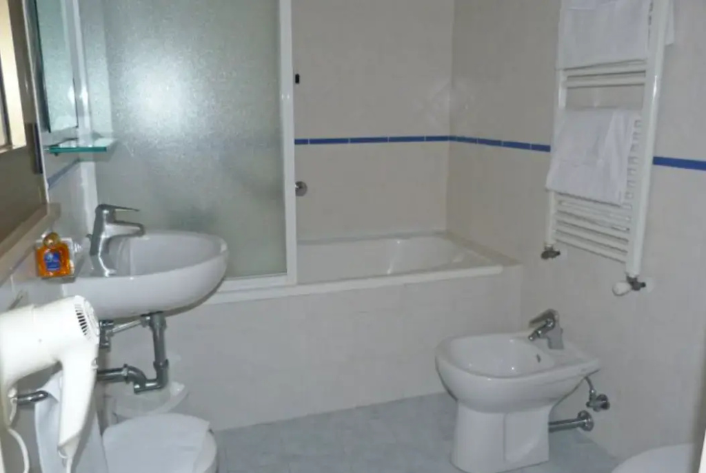 Hotel Centrale Byron - Chambres