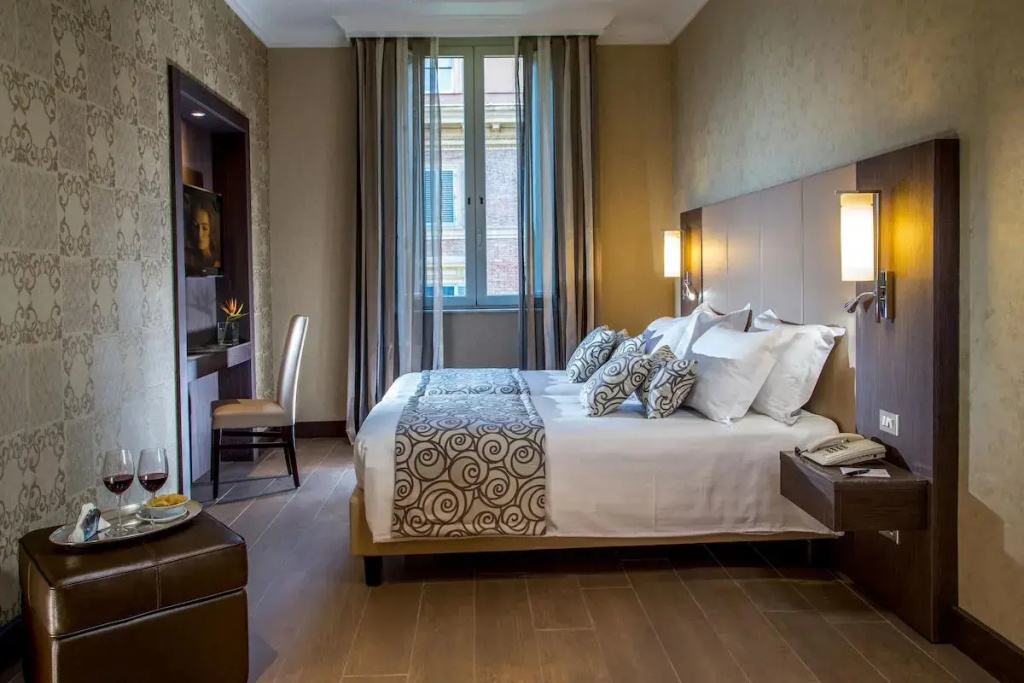 Savoy Hotel - Général