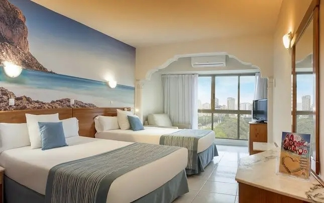 Pet Friendly Junior Double room (twin beds)