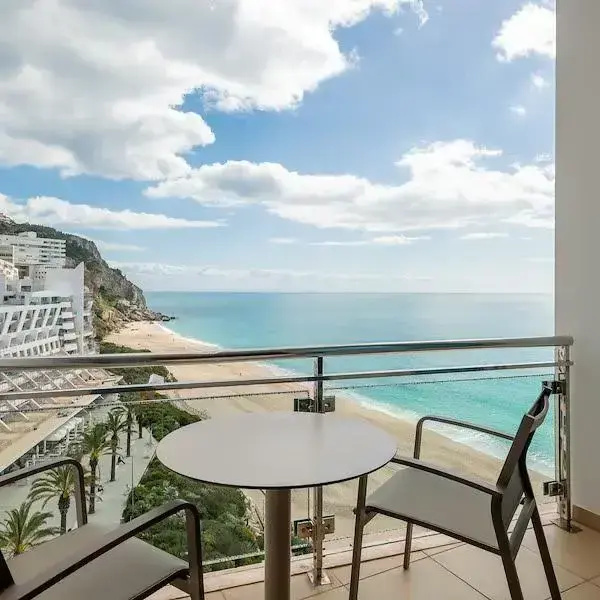 Sesimbra Oceanfront Hotel - Chambres