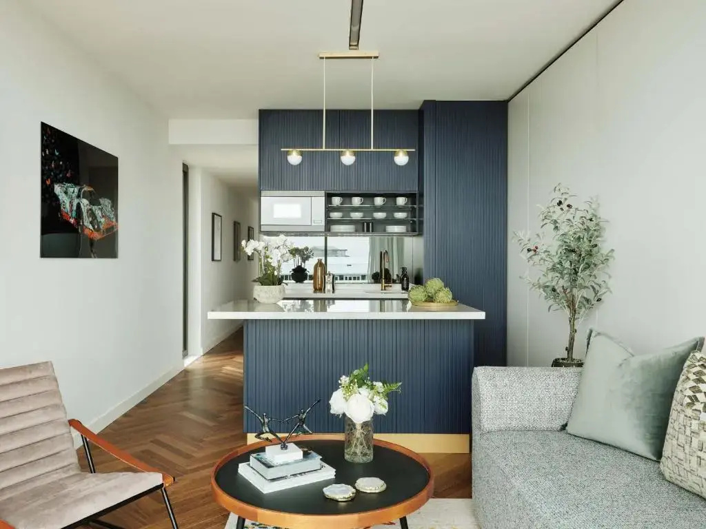 2 Bedrooms Trackside Liberty Residence
