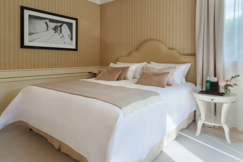 Premium Double Suite (full double bed)
