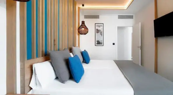 Double Suite with garden view (twin beds)