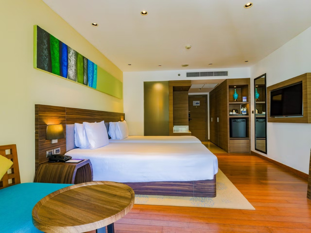 Двухместный номер Premium двуспальная кровать в Отель Holiday Inn Resort Phuket Karon Beach by IHG